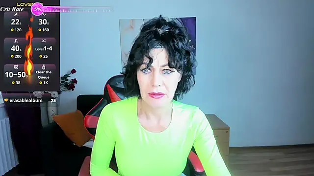 Silvia_Wallec Adlı Modelin Canlı XXX Sohbeti