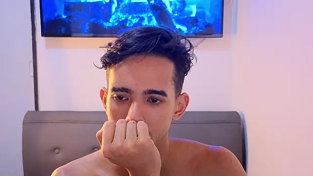alexandro260 – Live XXX-chat