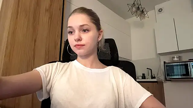 EveryoneEve Chat XXX in diretta