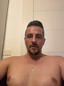 InsaneMattt: απευθείας συνομιλία ΧΧΧ