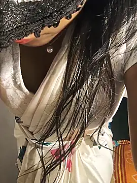 Chatroom XXX en direct de DIRTYSECRET_QUEEN_07