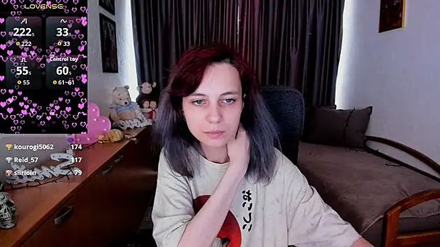 MiniLysii Adlı Modelin Canlı XXX Sohbeti