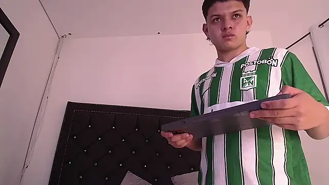 Chat XXX ao vivo de NathanBroks
