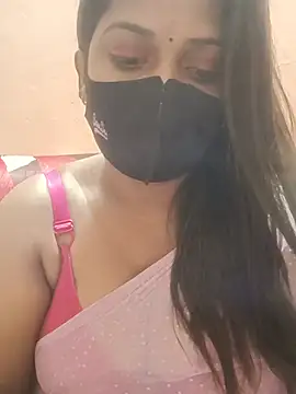Keerthimma Adlı Modelin Canlı XXX Sohbeti