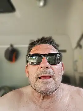 Chat XXX en directo de phil_truck_exhib