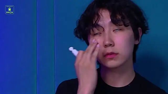 Chat +18 de HeejinWang ao vivo