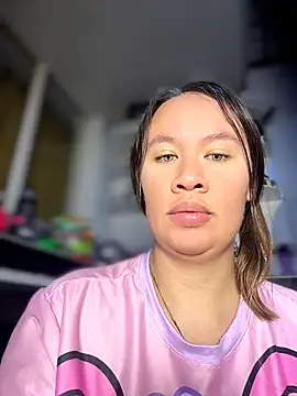 Emiily_lee's Live XXX Chat