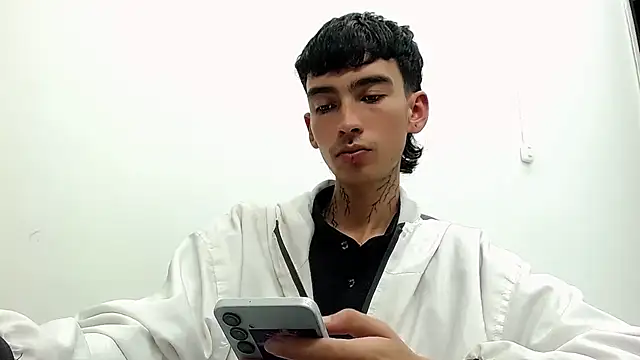 ttimy_x_boy Live XXX-Chat