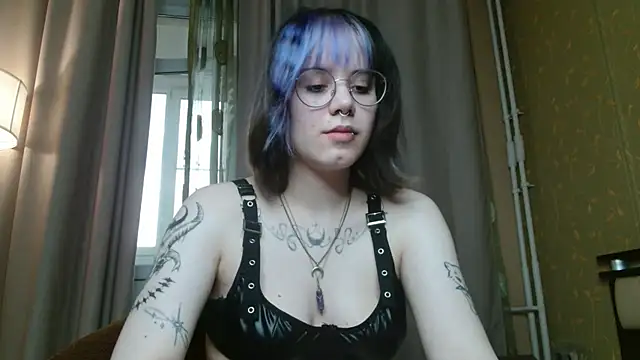 Chat +18 de KellePourier ao vivo
