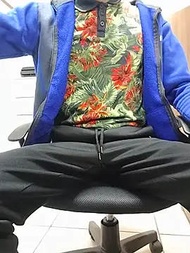 RETURNOFTPNUTS Webcam show