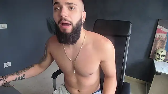 XXX chat uživo modela OscarWillss