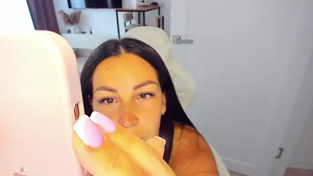 AvisFlowers Chat XXX in diretta