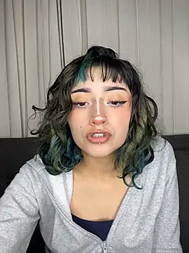 baby_akuma Chat XXX live