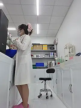HinaLovely's Live XXX Chat