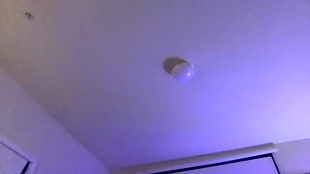 Triggerhappycj100 XXX чат на живо