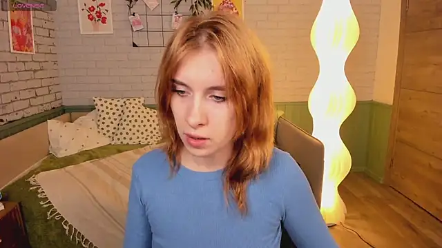 miraiakik Chat XXX live