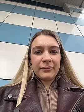 Chat +18 de SashaCatt ao vivo