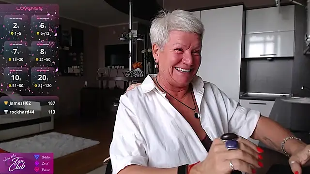 Czat XXX na żywo – roxana_brooks