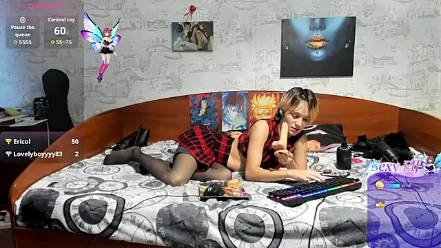 Chat +18 de KagamiTayga ao vivo