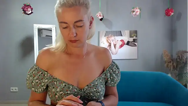 Živý XXX chat Sunny_blond
