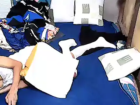 Онлайн чат XXX xxhottinybabe