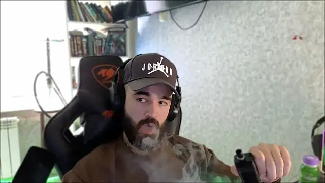 _Serious_Man Live XXX-Chat