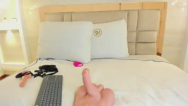 Chat +18 de chloe_murray ao vivo