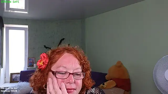 Chat XXX en directo de Fara_Flutte
