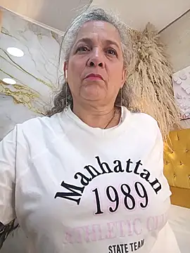 Misevie লাইভ XXX চ্যাট