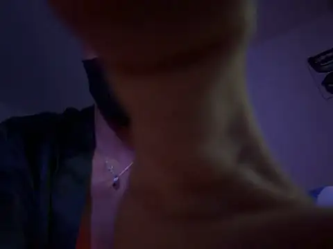 دردشة HORNY_RYU الجنسية المباشرة
