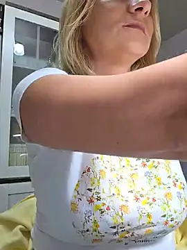KaylinJan Live XXX-chat