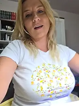 KaylinJan Live XXX-chat