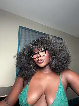 WomanNextdoor1 现场XXX聊天