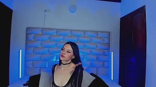 HollyGrey_ Chat XXX in diretta