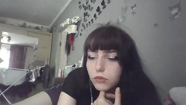 Chatroom XXX en direct de ChargedReign