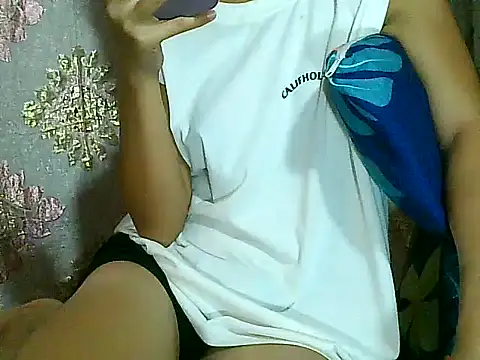 XXX chat uživo modela PinaySkinnyGirl