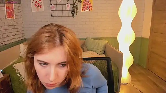Chat XXX en directo de miraiakik
