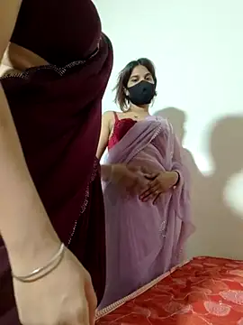 pooja_riya Chat XXX live