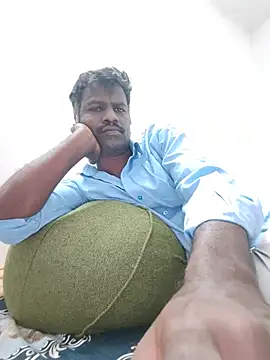 Czat XXX na żywo – Paramkeerthi