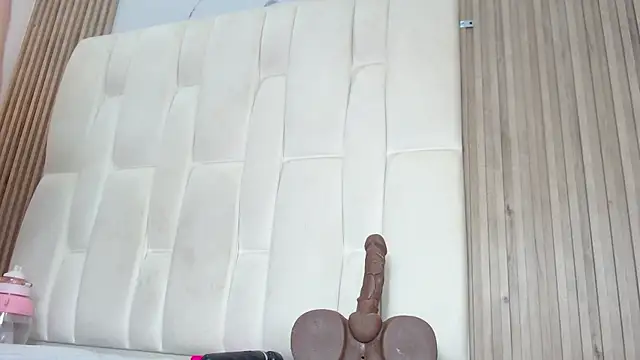 Chat XXX en directo de CharlotteSchmidtt
