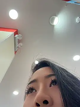 jingya521 Adlı Modelin Canlı XXX Sohbeti