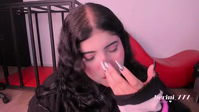 AmberiniHoffman's Live Chat Room