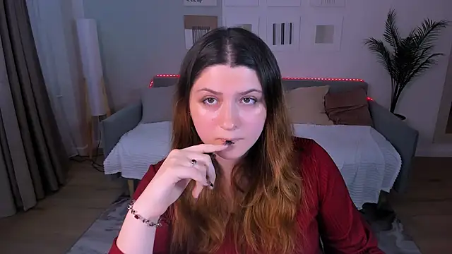 FieryMilena 现场XXX聊天