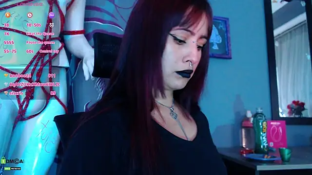 XXX chat uživo modela Regina_Iris