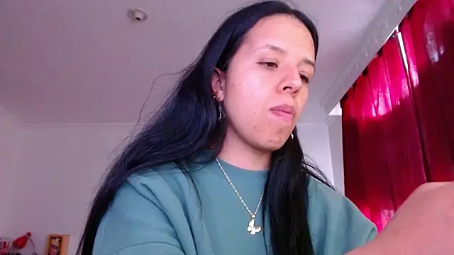 Chat XXX en directo de VALERY_MEER