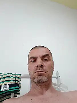 Živý XXX chat SIRMASTERDOMINATORXXL