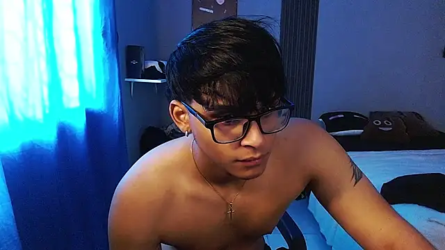 Mr_yisuzz ওয়েবক্যাম শো