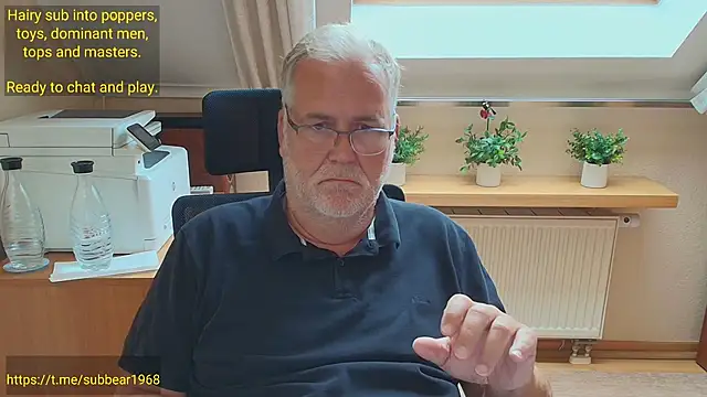 XXX chat uživo modela subbear1968