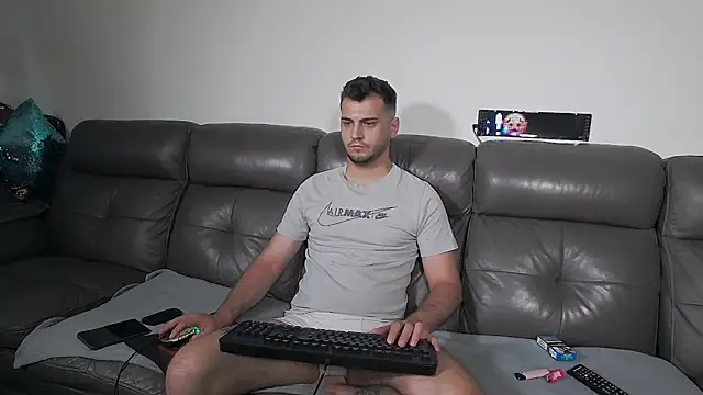 CrazyDom1's Live XXX Chat