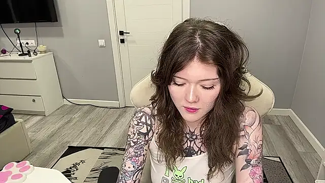 Chat XXX en directo de OopsieBaby